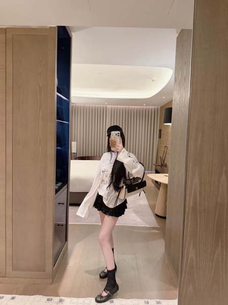 2026年10月15日入荷秋冬新作Chaneltシャツ女性用ファッション/誕生日プレゼント/贈り物 can工場