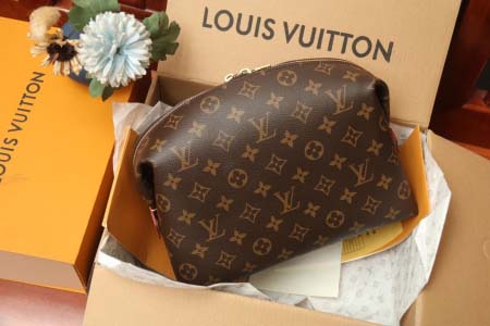 2026年10月15日新作高品質Louis Vuitton バッグ財布 M46458   Monogram ，。， /LH工場