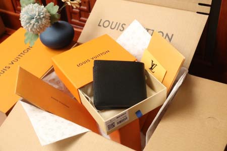 2026年10月15日新作高品質Louis Vuitton 財布M64002 SLENDER  Monogram Eclipse，Slender /LH工場