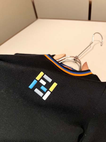 2026年10月26日入荷秋冬新作Fendi半袖Tシャツ高級品/LD工場