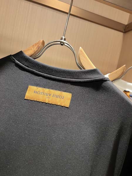 2026年10月26日入荷秋冬新作Louis Vuitton長袖Tシャツ高級品/LD工場