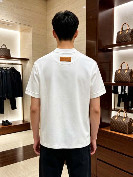 2026年10月26日入荷秋冬新作Louis Vuitton半袖Tシャツ高級品/LD工場