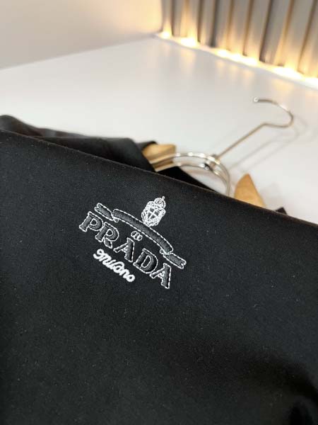 2026年10月26日入荷秋冬新作PRADA半袖Tシャツ高級品/LD工場
