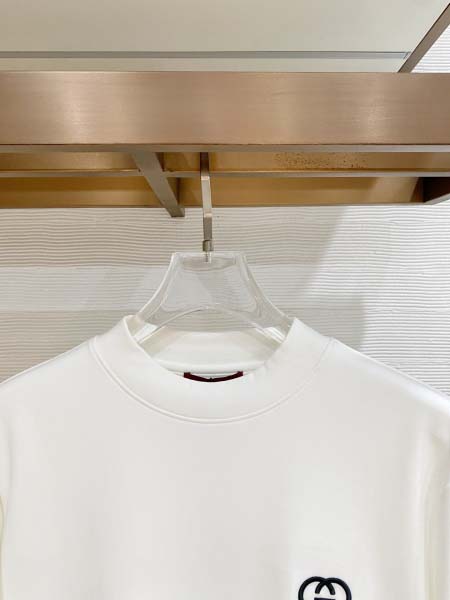 2026年10月26日入荷秋冬新作Gucci長袖Tシャツ高級品超厳選★入手困難/誕生日プレゼント/LD工場