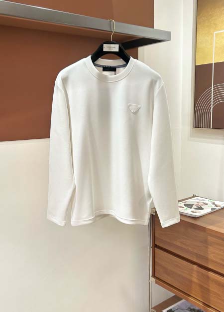 2026年10月26日入荷秋冬新作Prada長袖Tシャツ高級品超厳選★入手困難/誕生日プレゼント/LD工場