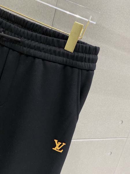 2026年10月27日入荷秋冬新作Louis Vuitton上下セット高級品/誕生日プレゼント/KD工場