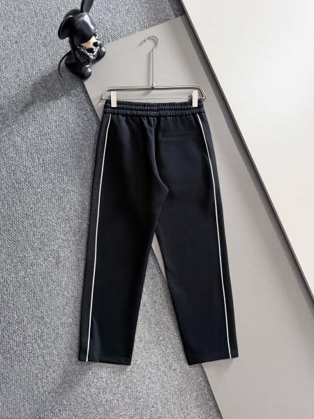 2026年10月27日入荷秋冬新作GUCCI上下セット高級品/誕生日プレゼント/KD工場