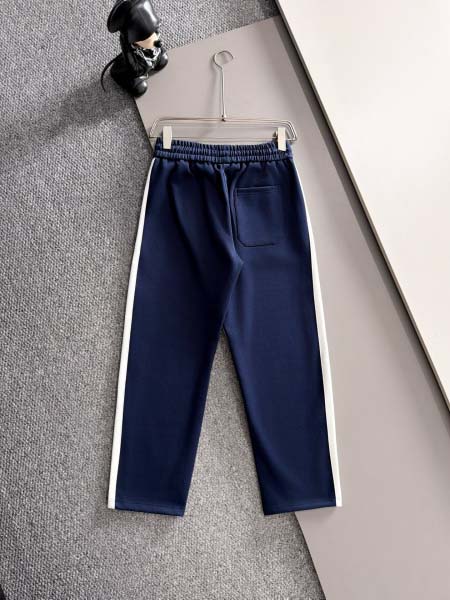 2026年10月27日入荷秋冬新作Louis Vuitton上下セット高級品/誕生日プレゼント/KD工場