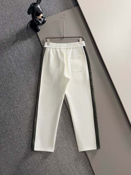 2026年10月27日入荷秋冬新作Louis Vuitton上下セット高級品/誕生日プレゼント/KD工場