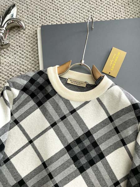 2026年10月28日入荷秋冬新作Burberryセーター高級品/誕生日プレゼント/KD工場