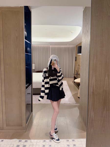 2026年10月10日入荷秋冬新作Chanelジャケット女性...
