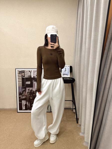 2026年10月14日入荷秋冬新作Chanel長袖女性用ファ...