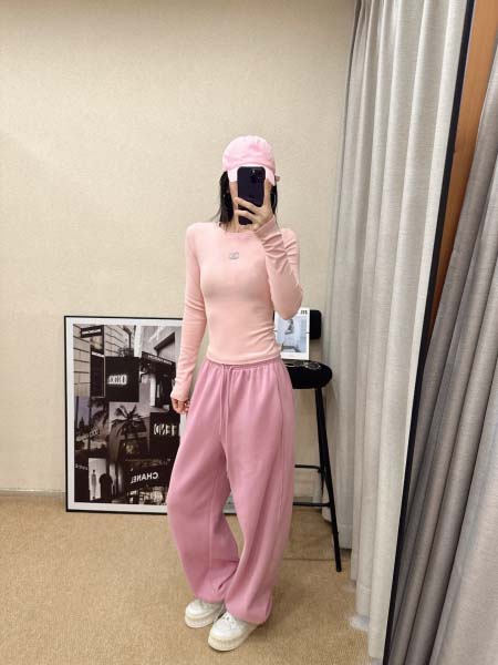 2026年10月14日入荷秋冬新作Chanel長袖女性用ファ...