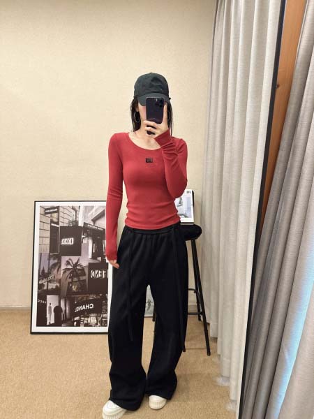 2026年10月14日入荷秋冬新作Chanel長袖女性用ファ...