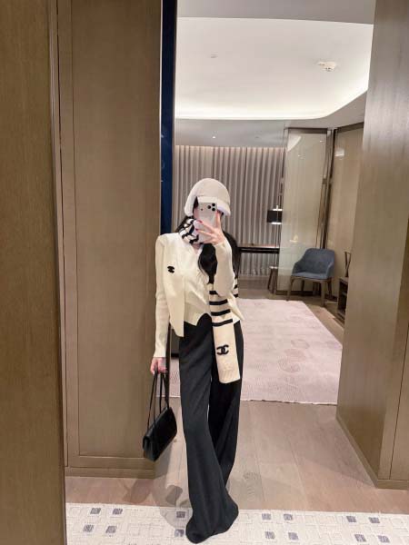 2026年10月15日入荷秋冬新作Chanelニットのセータ...