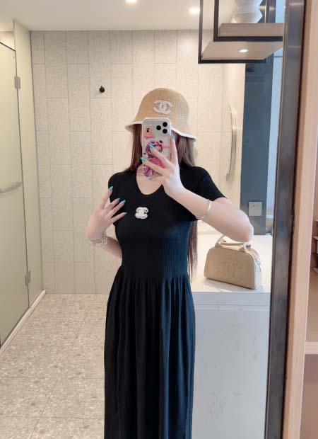2026年10月15日入荷秋冬新作Chanelワンピース女性...