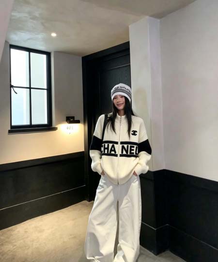 2026年10月15日入荷秋冬新作Chanel ニットカーデ...