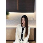 2026年10月15日入荷秋冬新作Chanel ニットカーディガン  女性用ファッション/誕生日プレゼント/贈り物 can工場
