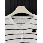 2026年10月15日入荷秋冬新作Chanel ニットカーディガン  女性用ファッション/誕生日プレゼント/贈り物 can工場