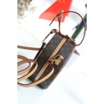 2026年10月15日新作高品質Louis Vuitton バッグ財布M43514te Boite Chapeau ，size：17.5-16.5-7.5cm /LH工場