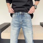 2026年10月16日入荷新作Pradaジーパン高品質超厳選★入手困難/KB工場