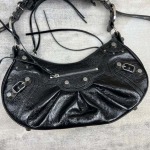 原版復刻人気新作 バレンシアガバッグ26X16X10CMC+工場★超厳選★入手困難な