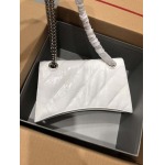 原版復刻人気新作 バレンシアガバッグ25x15x9.5cmC+工場★超厳選★入手困難な