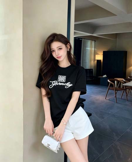 2026年10月26日入荷秋冬新作Givenchy半袖Tシャ...