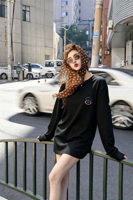 2026年10月26日入荷秋冬新作Moncler長袖Tシャツ...