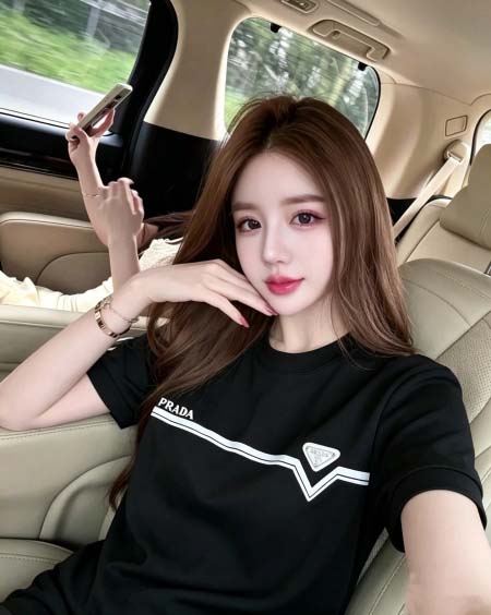 2026年10月26日入荷秋冬新作PRADA半袖Tシャツ高級...
