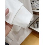 2026年10月26日入荷秋冬新作Fendi長袖Tシャツ高級品超厳選★入手困難/誕生日プレゼント/LD工場