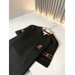 2026年10月26日入荷秋冬新作PRADA半袖Tシャツ高級品超厳選★入手困難/誕生日プレゼント/LD工場