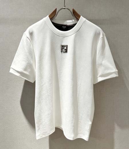 2026年10月26日入荷秋冬新作Fendi半袖Tシャツ高級...