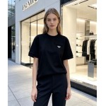 2026年10月26日入荷秋冬新作Prada半袖Tシャツ高級品超厳選★入手困難/誕生日プレゼント/LD工場