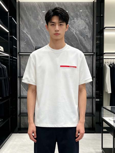 2026年10月26日入荷秋冬新作Prada半袖Tシャツ高級...
