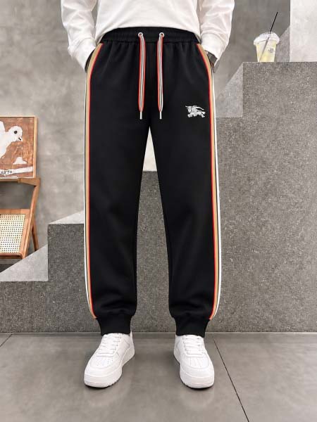 2026年10月27日入荷秋冬新作Burberryスラックス...