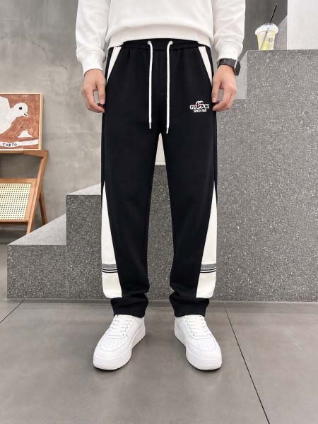 2026年10月27日入荷秋冬新作Gucciパンツ/スポーツ...