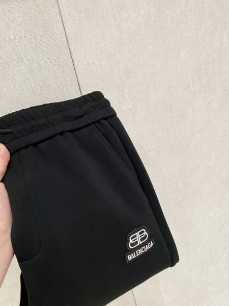 2026年10月27日入荷秋冬新作Balenciagaパンツ...