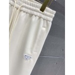 2026年10月27日入荷秋冬新作Prada上下セット高級品/誕生日プレゼント/KD工場
