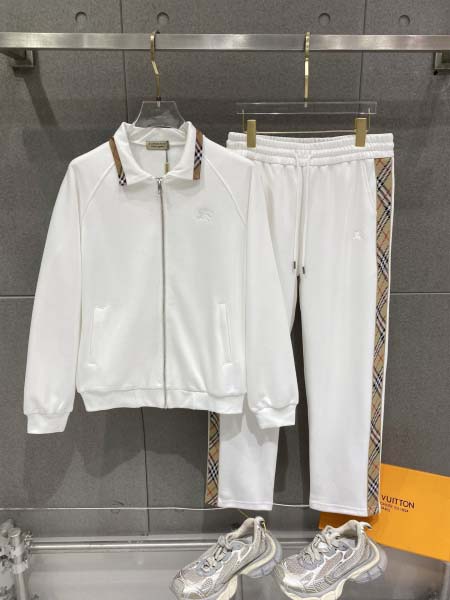 2026年10月27日入荷秋冬新作BURBERRY上下セット...