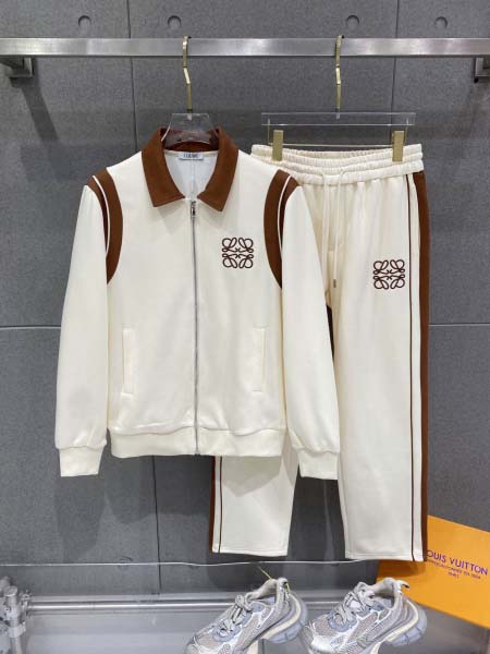 2026年10月27日入荷秋冬新作Loewe上下セット高級品...