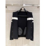 2026年10月28日入荷秋冬新作Pradaジャケット高級品/誕生日プレゼント/KD工場