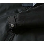 2026年10月28日入荷秋冬新作Pradaジャケット高級品/誕生日プレゼント/KD工場